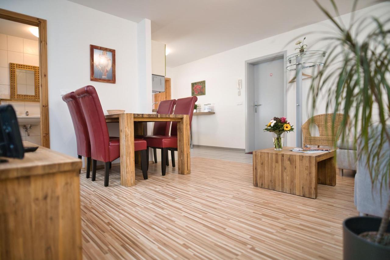 Zum Goldenen Anker Aparthotel Stralsund Luaran gambar