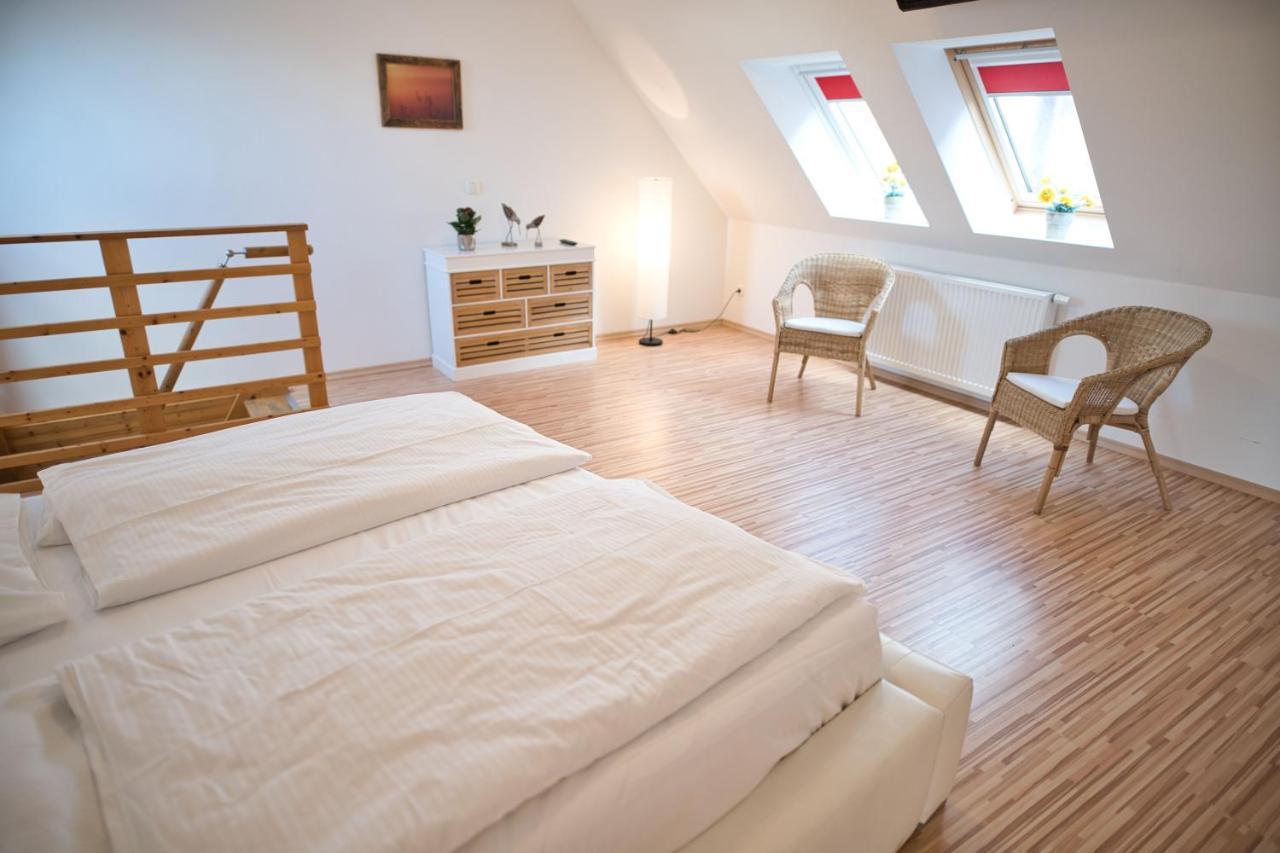 Zum Goldenen Anker Aparthotel Stralsund Luaran gambar