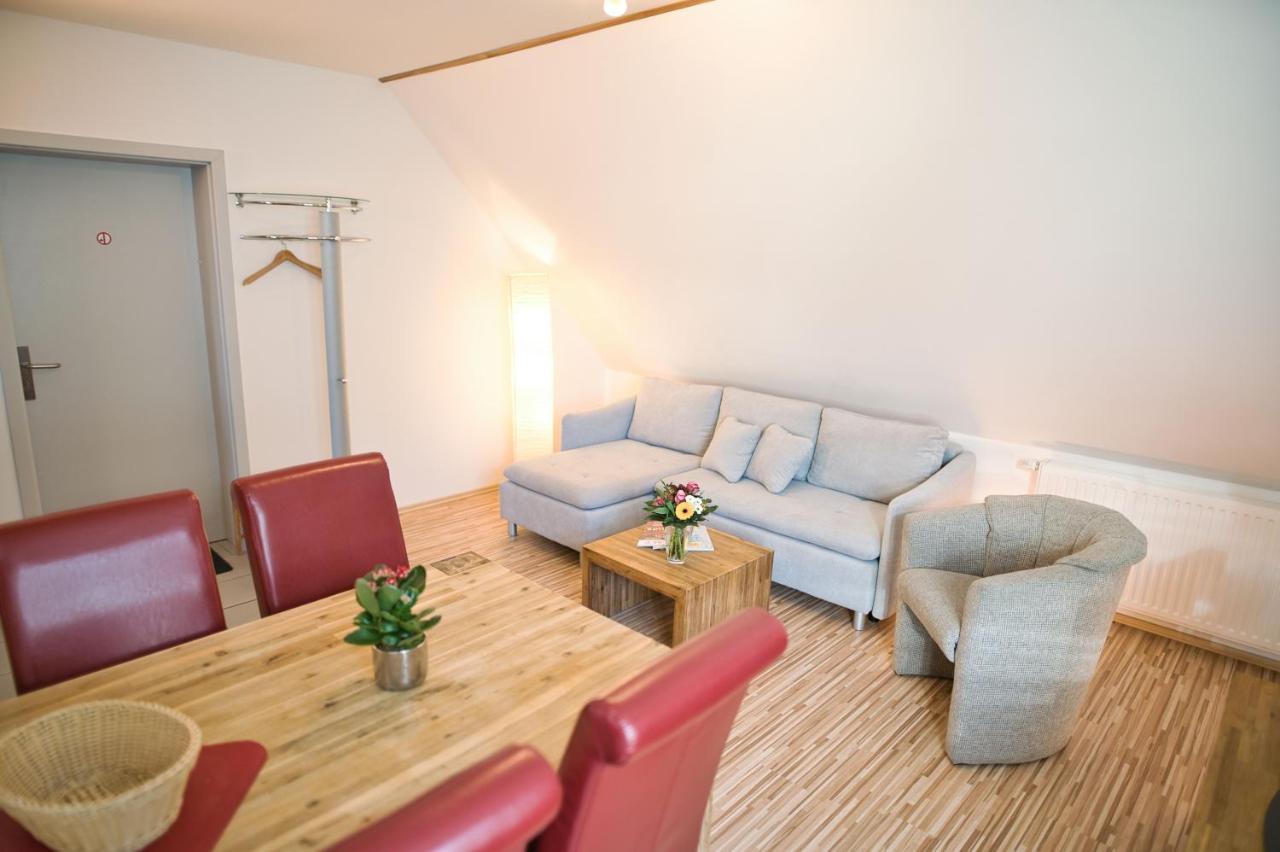 Zum Goldenen Anker Aparthotel Stralsund Luaran gambar